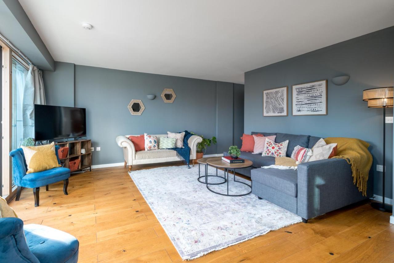 2 Bedroom Apartment With Park Views Shoreditch Λονδίνο Εξωτερικό φωτογραφία
