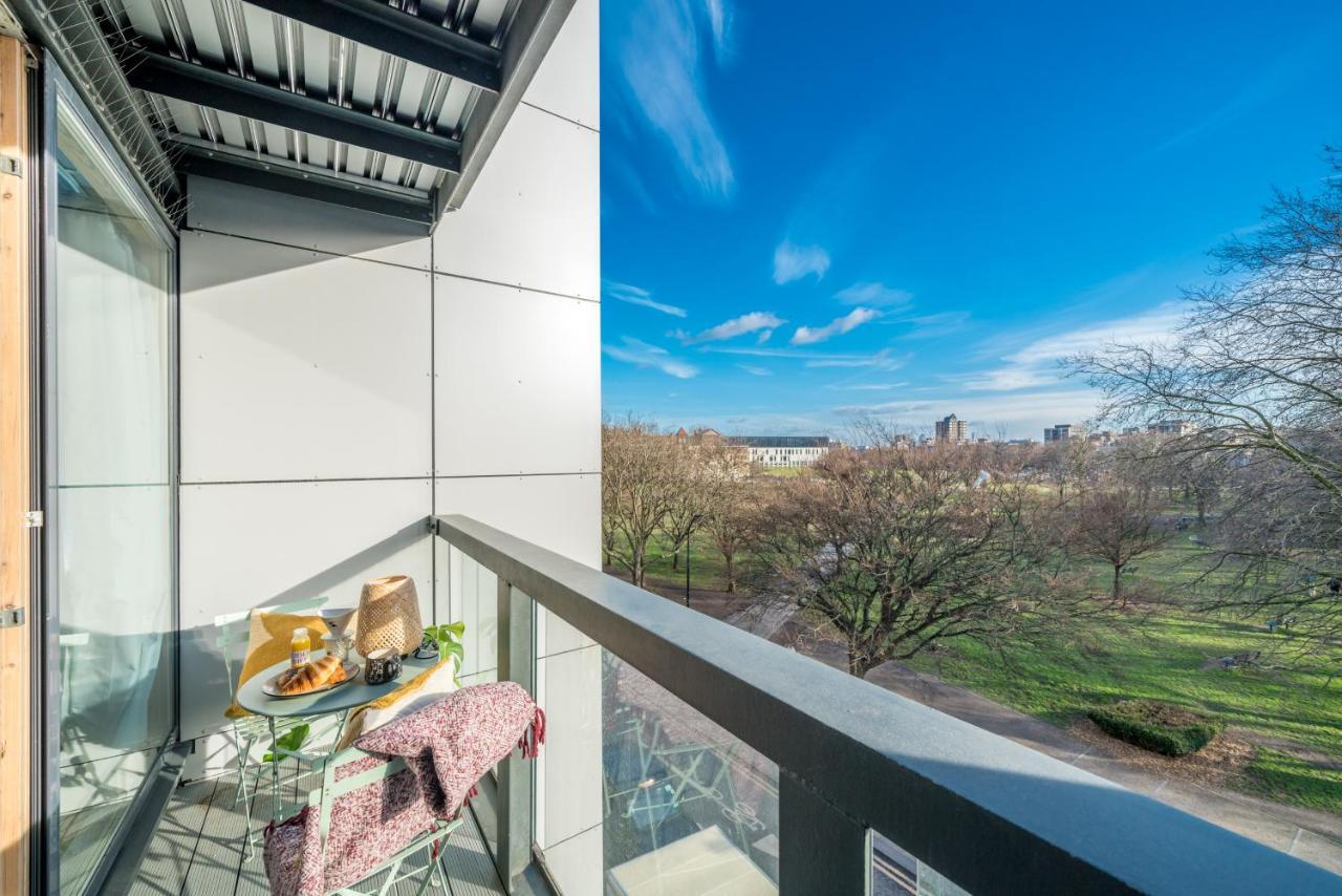 2 Bedroom Apartment With Park Views Shoreditch Λονδίνο Εξωτερικό φωτογραφία
