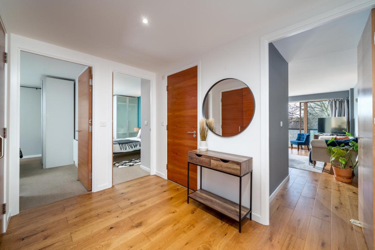 2 Bedroom Apartment With Park Views Shoreditch Λονδίνο Εξωτερικό φωτογραφία